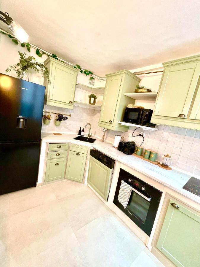 Spacious Loft, Duplex, Old Town, 3 Bedrooms - Easy Check-In نيس المظهر الخارجي الصورة